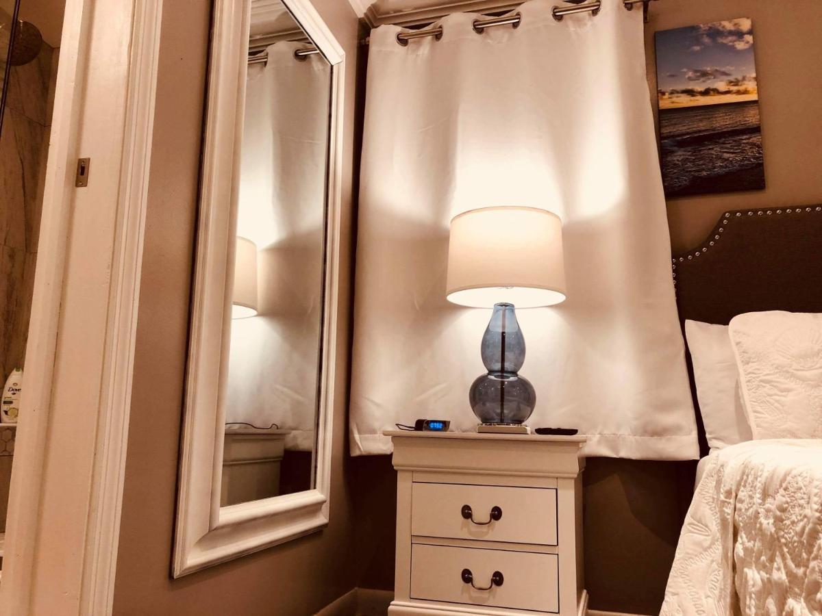 Elegant Marble Suite #6 ナッソー エクステリア 写真