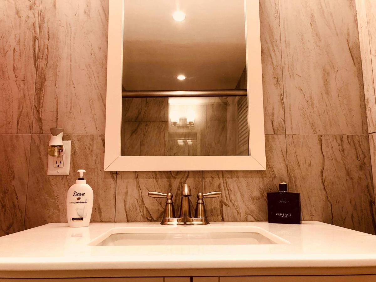 Elegant Marble Suite #6 ナッソー エクステリア 写真