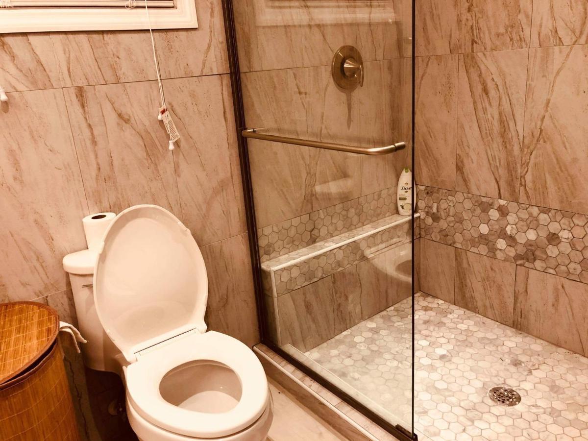 Elegant Marble Suite #6 ナッソー エクステリア 写真