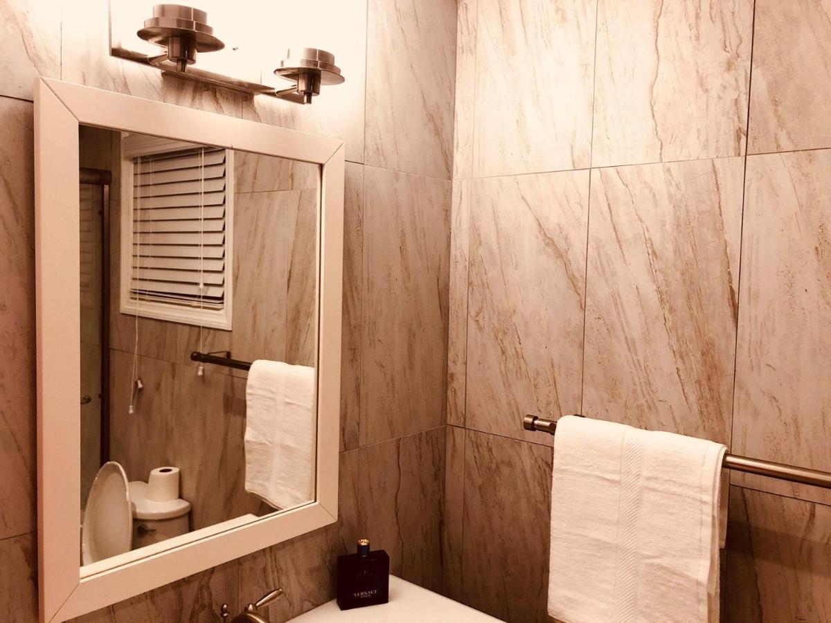 Elegant Marble Suite #6 ナッソー エクステリア 写真